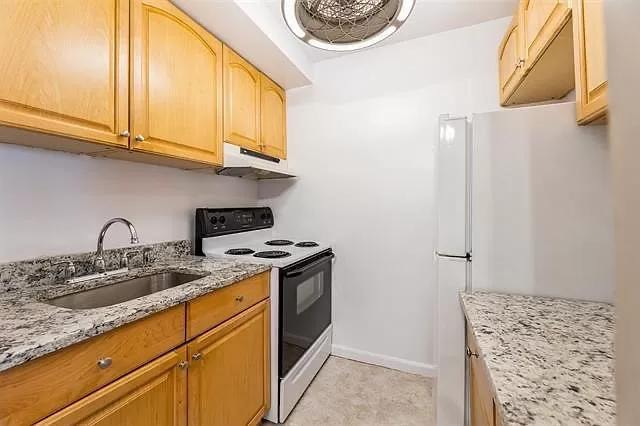 Foto del edificio - 40 Ellington St