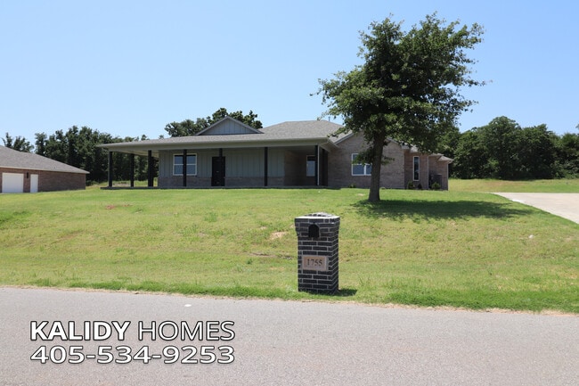 Building Photo - 1755 Kalidy Dr