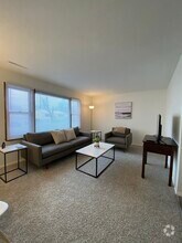 Building Photo - 1608 Hillside Dr NW
