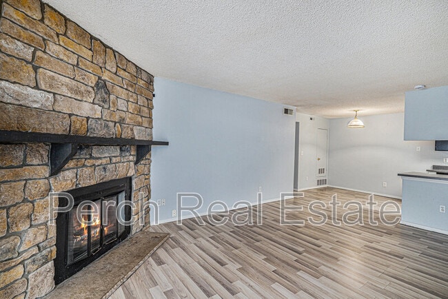 Building Photo - 14424 E Colorado Dr