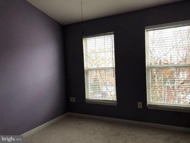 Foto del edificio - 13587 Flying Squirrel Dr