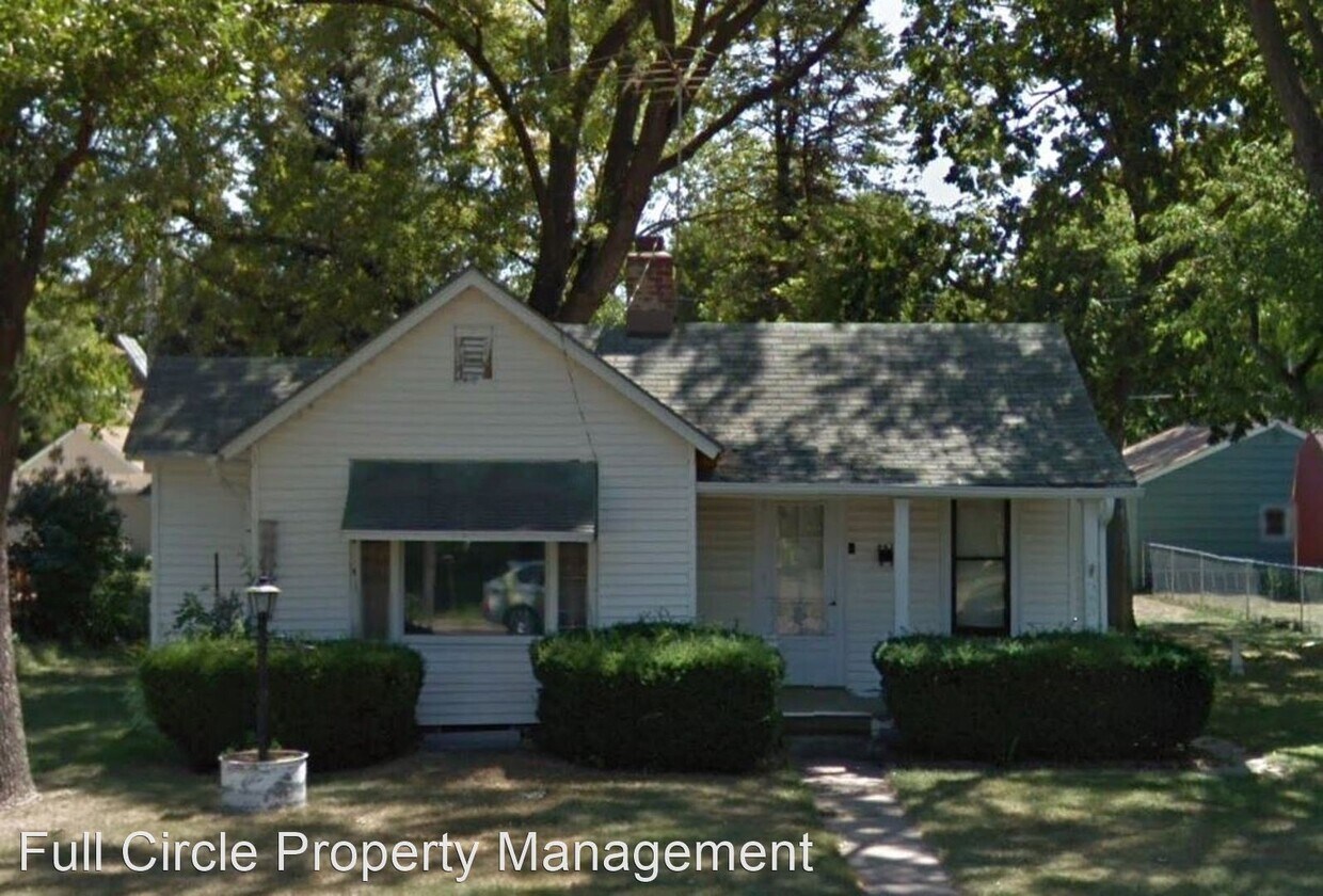 1 br, 1.5 bath House 1116 Logan Street House Rental in Fremont, NE