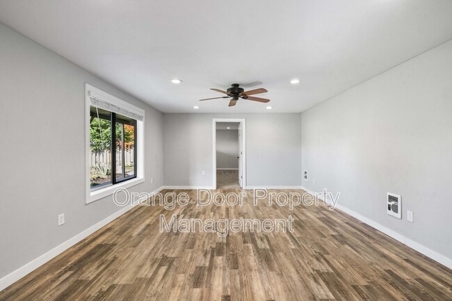 Building Photo - 24305 102nd Ave Ct E