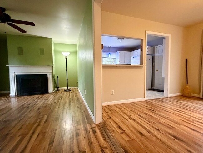 Photo - Charming 3bdr Brick Rancher in the Heart o... House