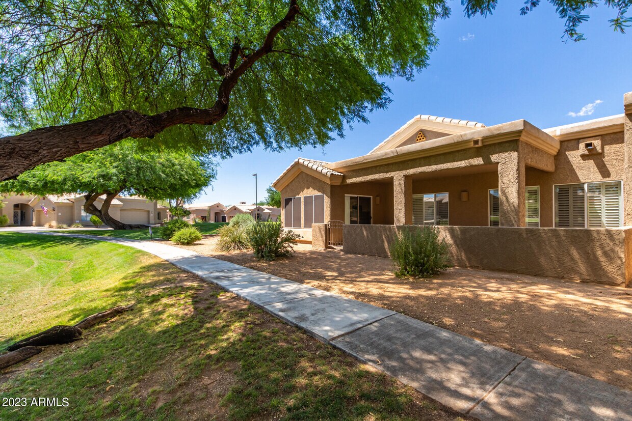 4735 E Eden Dr, Cave Creek, AZ 85331 Townhome Rentals in Cave Creek