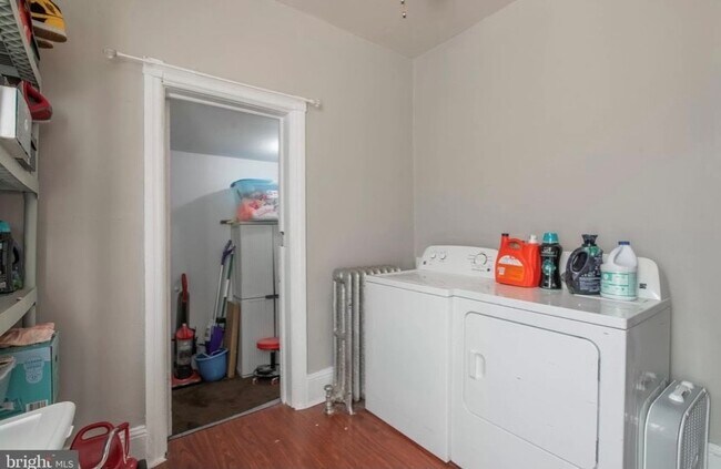 Laundry Room - 1002 S 60th St