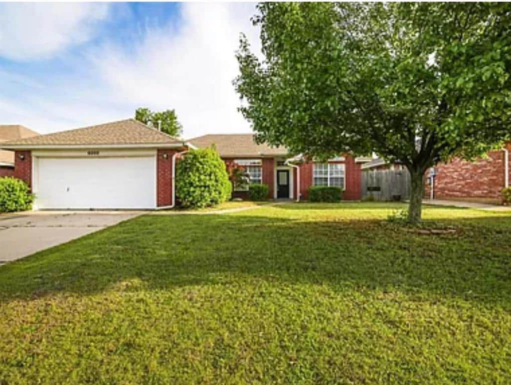 Foto principal - 6000 SE 86th St
