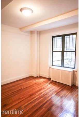 Building Photo - 208 W 23rd St