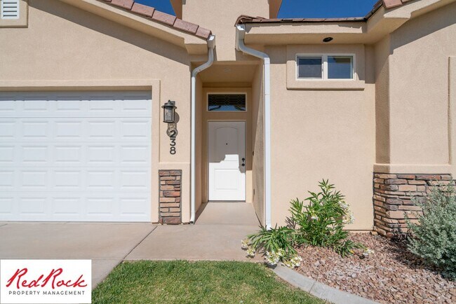 Foto del edificio - 2 Bedroom Townhome in Sky Ridge, Hurricane