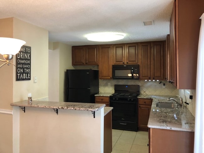 Photo - TownHome Near Downtown Kennesaw