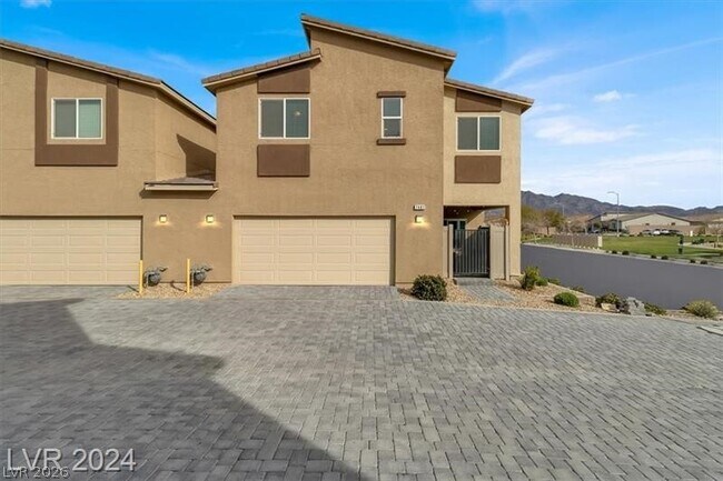 Foto del edificio - 7481 Moonglade St