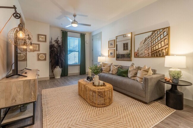 Foto del edificio - Alta Berry Creek