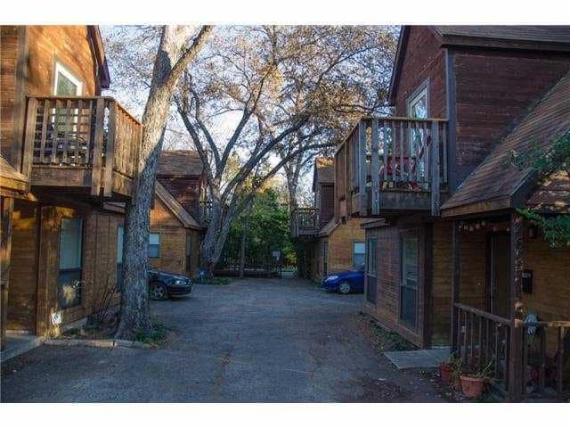 Building Photo - 4609 Avenue B