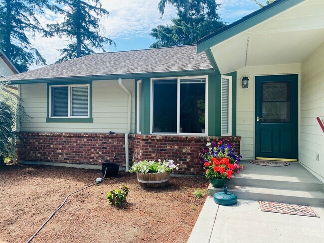 Foto del edificio - Quiet Duplex in Mount Vernon Neighborhood