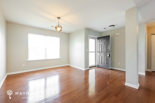 Foto del edificio - 413 Woodford Way