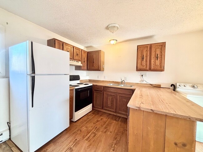 Foto del edificio - 207 W Rosebud Ave