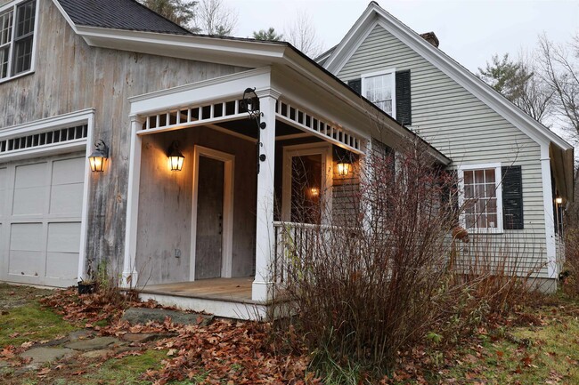 Building Photo - 2613 NH-25A