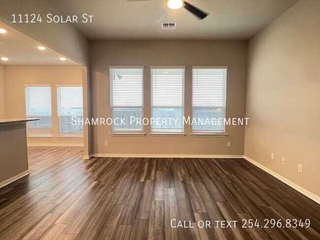 Building Photo - Beautiful 4/2 home in Park Meadows