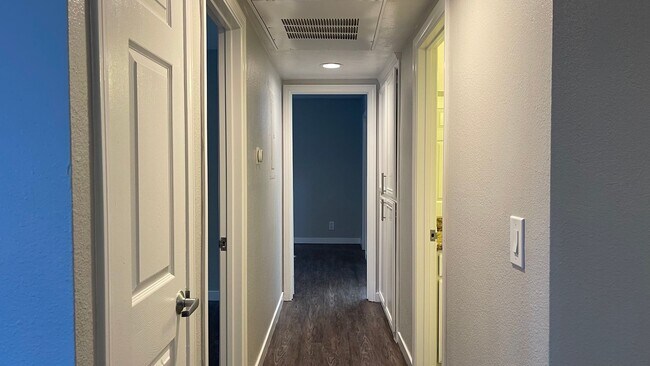 Interior Photo - Park Plaza Apartments