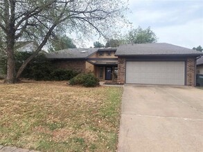 Building Photo - 1212 Kingston Ct