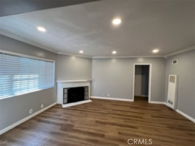 Building Photo - 2511 Walnut Grove Ave