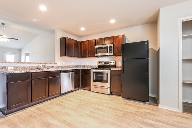 Foto del edificio - 4-Bedroom Brick Home in North Little Rock, AR