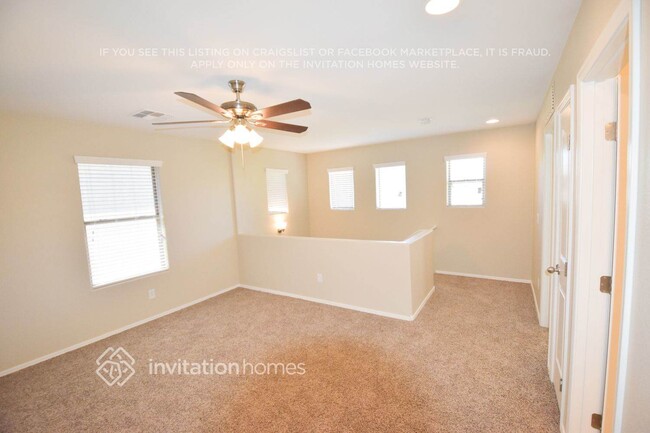 Building Photo - 5816 E Harmony Ave