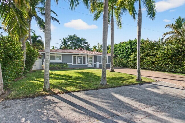 Foto del edificio - 360 SW 2nd St