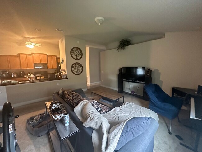 Foto del edificio - 4042 Brantley Cir