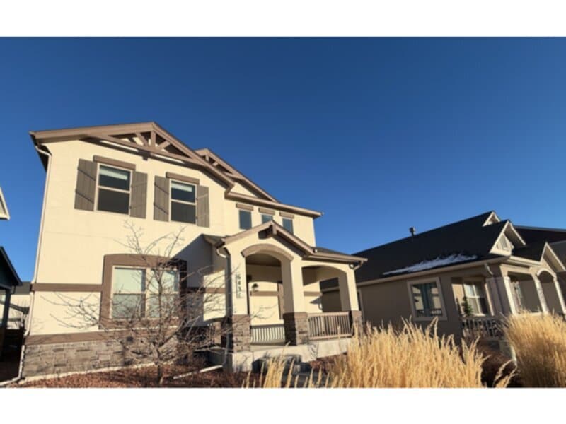 Don't miss this newer construction home with a bright, modern design! - Don't miss this newer construction home with a bright, modern design!