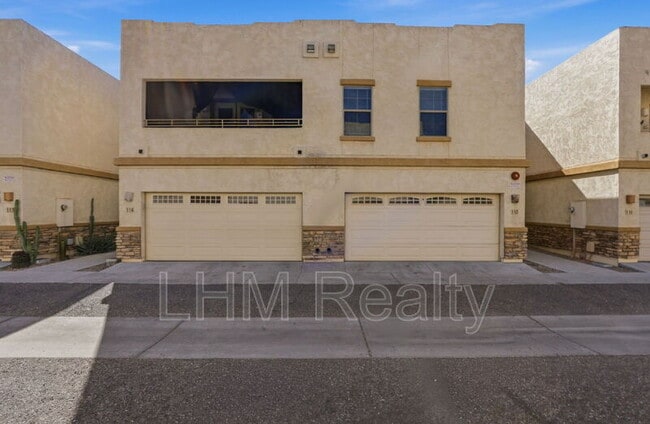 Foto del edificio - 15818 N 25th St