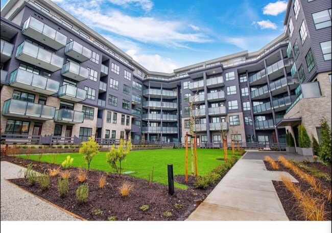 Photo du bâtiment - 15733 85 Av