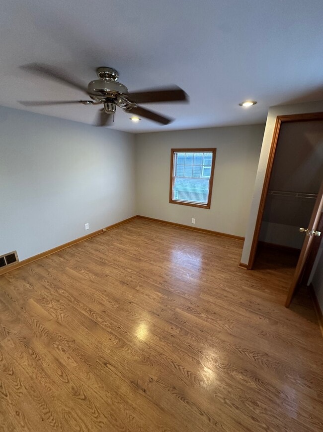 Foto del edificio - 1914 Auburn St