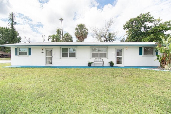 Building Photo - 6872 SW 15th St