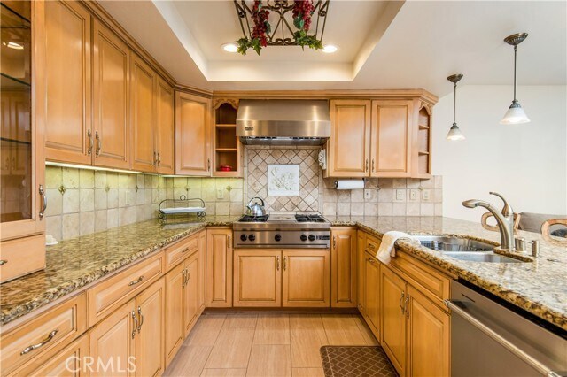 Building Photo - 6624 Ocean Crest Dr