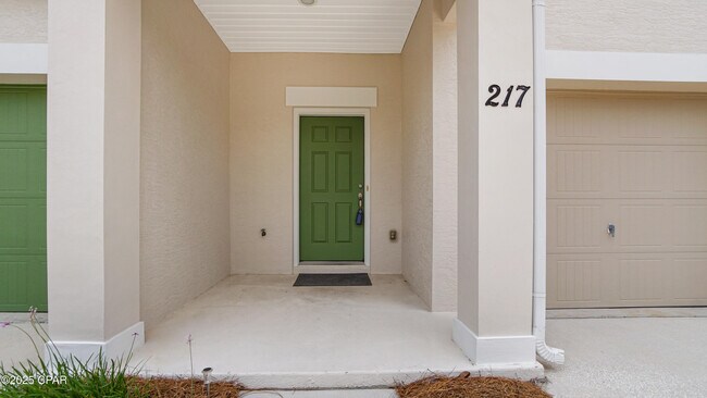 Foto del edificio - 217 Sand Oak Blvd
