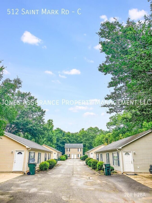 512 St Mark Rd Unit C, Taylors, SC 29687 Room for Rent in Taylors, SC