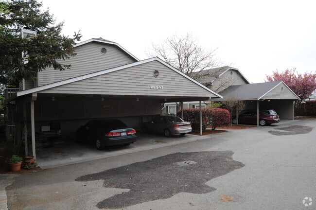 Foto del edificio - 22307 76th Ave W