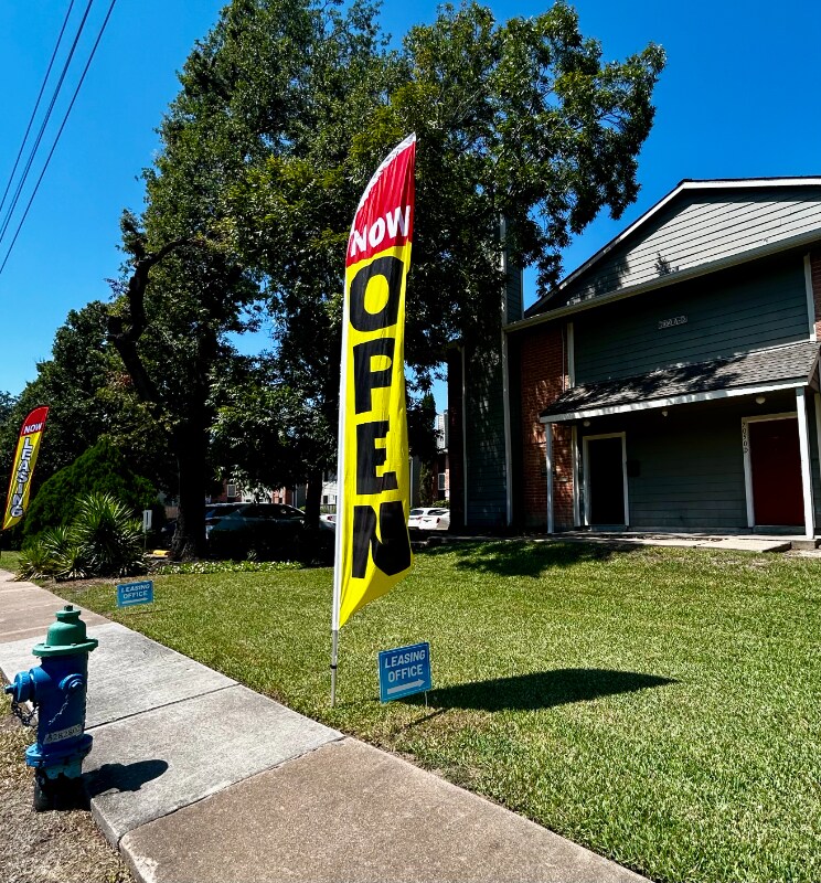 Foto principal - 7058 W Gulf Bank Rd
