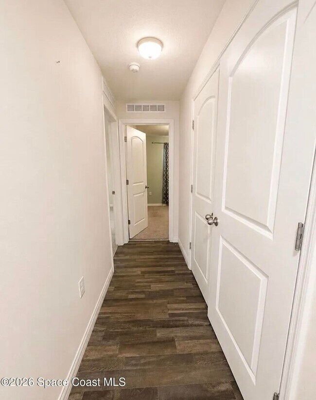 Foto del edificio - 251 Breakwater St SE