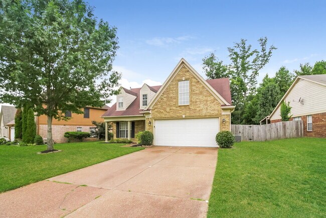 Foto del edificio - 1401 Carlton Ridge Dr