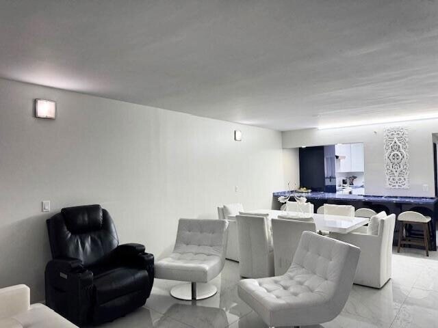 Foto del edificio - 7770 Tahiti Ln