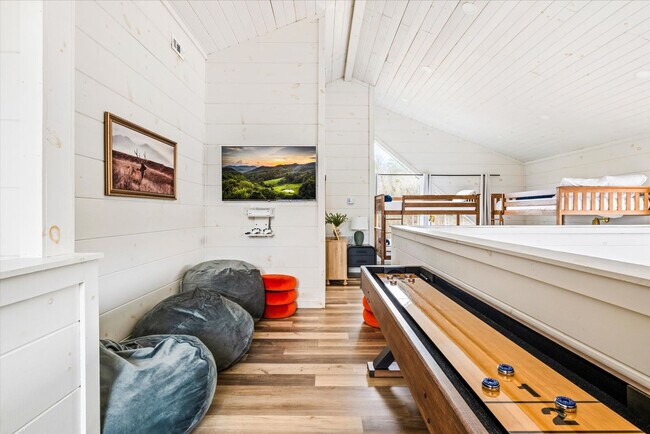 Foto del edificio - 532 Warbonnet Wy