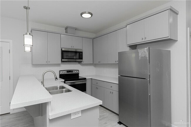 Building Photo - 4708 Mulberry Ave