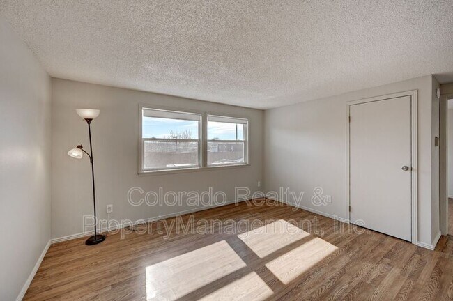 Building Photo - 7309 Bradburn Blvd