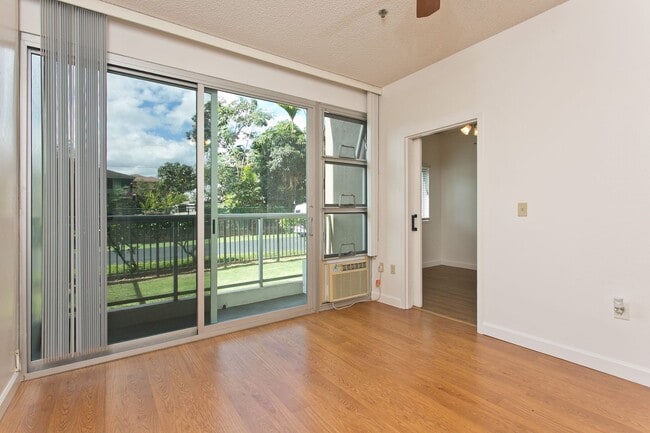 Building Photo - Plantation Town Apartments #112