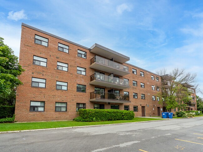 Photo du bâtiment - Applewood Apartments