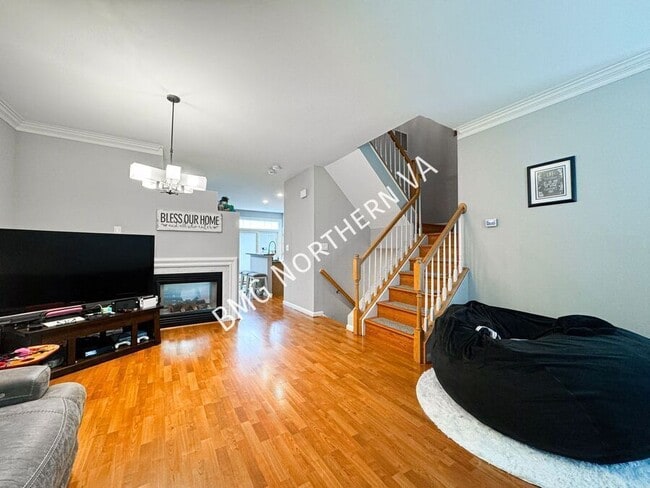 Foto del edificio - 13363 Colchester Ferry Pl