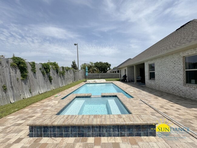 Building Photo - Gated Soundside Shores 4 Bedroom + Office ...