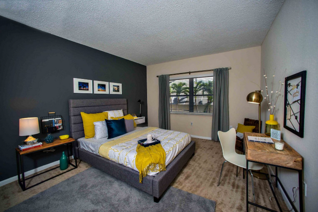 Foto del edificio - 2519 N Ocean Blvd